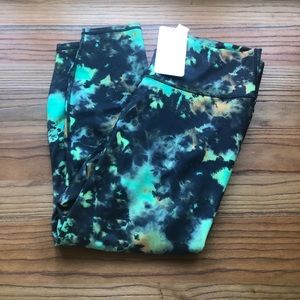 NEW with TAGS! Fabletics The Define High-Waisted 7/8 Woman’s 1X Leggings